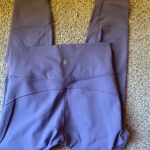 Lululemon in movement 7/8 tight